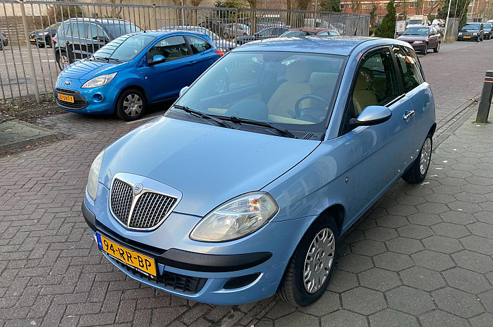 Lancia Ypsilon 1.2 Argento|87.300km NAP|Airco|El.ramen